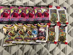 Pokemon Sealed Lot - Fusion Strike/Lost Origin/Astral Radiance + - Image 1