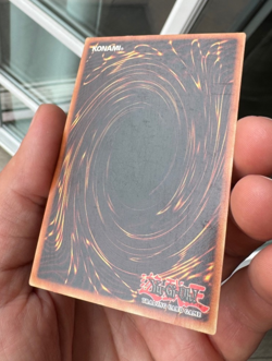 Dark Magician LOB-005 The Legend of Blue Eyes White Dragon 1st Edition w/ Video - Image 3