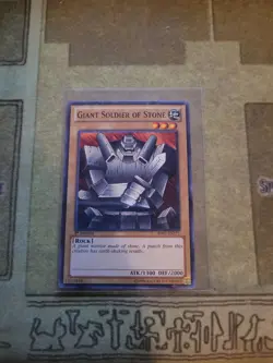 YUGIOH GIANT SOLDIER OF STONE BP01-EN171 STARFOIL 1ST ED NM - Image 1