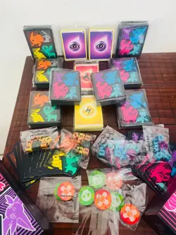 Pokemon Elite Trainer Box Evolving Skies Sleeves, Card Dividers, Dice, Token LOT - Image 1