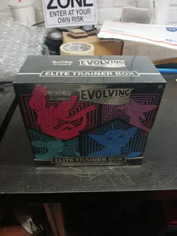 Pokemon TCG SWSH Evolving Skies Elite Trainer Box ETB Sealed - Image 1