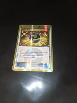 Ultra Ball 122/116 Plasma Freeze Holo Gold : Card - Image 1