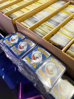 HUGE 500+ Holo/Rev Holo Only Pokemon Cards Joblot Bulk & Holo Collection Bundle - Image 1