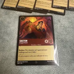 1x Gaston Arrogant Hunter Foil Holo 24/P1 EN Exclusive Promo Card Disney Lorcana - Image 1