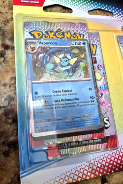 Pokemon TCG Prismatic Evolutions 4 pack blister Vaporeon promo - Portuguese - Image 2