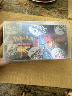 Pokemon TCG Sword & Shield Evolving Skies Booster Box Factory Sealed - Image 3
