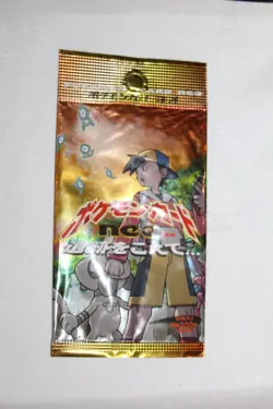 Empty 2000 Pokemon Neo 2 Discovery Booster Wrapper Pack RARE Japanese Unpunched - Image 2