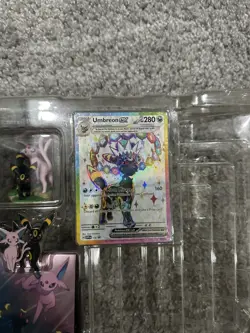 Pokemon TCG: Prismatic Figure Collection Promo Cards, Figure, Pin & Sleeves - Image 2