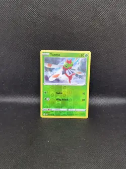 Yanma Reverse Holo 001/072 Pokemon Card Shining Fates 2021 Near Mint - Image 1