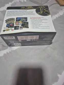 Pokemon TCG Crown Zenith Elite Trainer Box ETB Factory Sealed BRAND NEW - Image 4
