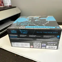 Pokemon TCG: Scarlet & Violet - BLACK BOLT Elite Trainer Box FACTORY SEALED ETB - Image 4