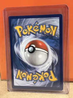 Pokemon TCG Celebrations Pikachu Holo Rare Card 005/025 25th Anniversary NM - Image 2