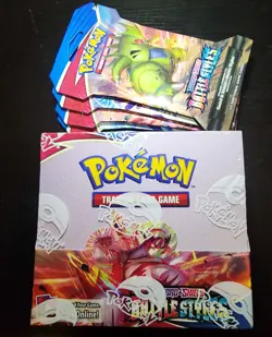 Pokemon TCG Bundle - Battle Styles Booster Box + 4 Sleeved Booster Art Set - Image 2