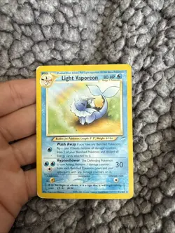 Light Vaporeon 52/105 Neo Destiny Unlimited Edition Regular Card - Image 1