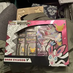 Pokemon TCG: Celebrations Collection Box [Dark Sylveon V ) 820650809392 - Image 1