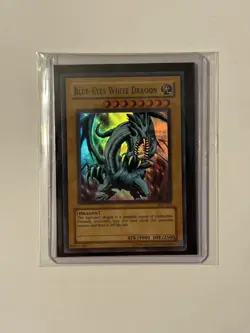 Blue-Eyes White Dragon - SKE-001 - Super Rare Unlimited Yugioh - NM/LP! - Image 1