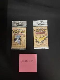 2 Wizards of The Coast Pokemon Fossil Booster Packs (WOC06159) 742818061599 - Image 1