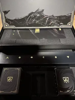 Riftbound Worlds Bundle 2025 - Box, Playmat, Deck Box but No Cards - Image 1