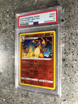 Pokemon TCG Cards Charizard 025/185 Vivid Voltage Reverse Holo Rare PSA 9 MINT - Image 4