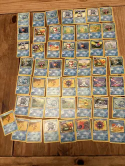 Pokemon TCG 200-250 Cards lot (various sets) PLUS 5 HOLOS - Image 3