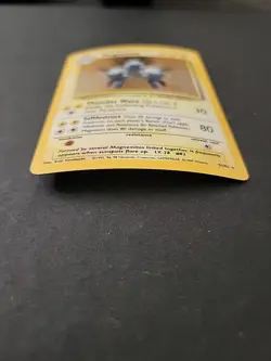 LP/ MP Pokemon Magneton 9/102 Base Set Unlimited Holo Rare - Image 3