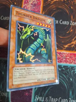 Yu-Gi-Oh! Thunder Dragon DB2-EN058 Common Unlimited NM/LP - Image 2