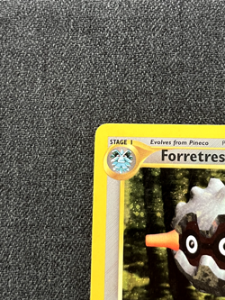 Pokemon TCG Forretress 2/75 Neo Discovery Holo LP - Image 4