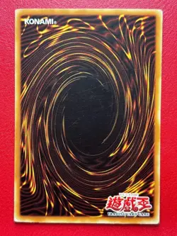 Dark Magician - SDY-006 - Ultra Rare Asian English - YuGiOh Card - LP - Image 2
