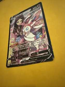 Pokemon TCG Sylveon V Trainer Gallery Full Art Card TG14/TG30 Brilliant Stars - Image 3