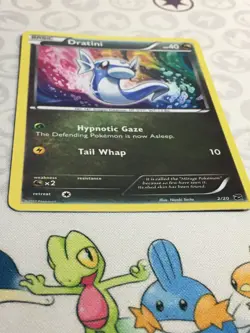 D1357 POKEMON TCG BLACK & WHITE DRAGON VAULT DRATINI 2 MP HOLO NO RARITY - Image 2