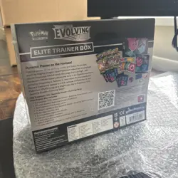Pokemon TCG Evolving Skies Elite Trainer Box ETB New Sealed ✅ - Image 3