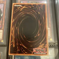 Dark Magician - YGLD-ENC09 - 1st Edition - Ultra Rare - Yugioh - NM y15 - Image 4