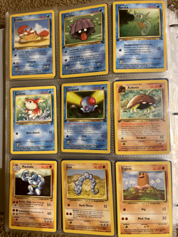 base set pokemon card lot, 31 different pokemon, many 1st edition see other lots - Image 2