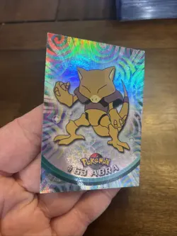 1999 Topps Pokemon TV Animation #63 Abra Rainbow Foil Black Logo - Image 4