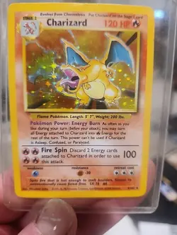 Pokemon TCG Charizard Base Set Holo Rare Card 4/102 - Image 3