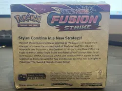 Pokemon TCG Sword & Shield Fusion Strike Booster Box Factory Sealed 36 Packs. - Image 4