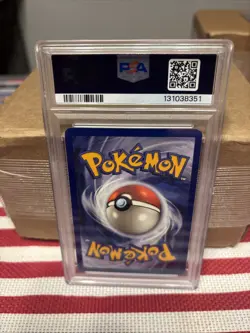Pokemon 1999 Horsea Fossil 1st Edition PSA 7 - Image 2