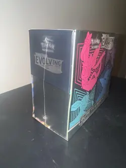 Pokemon TCG Sword & Shield Evolving Skies Elite Trainer Box (ETB) - Image 3
