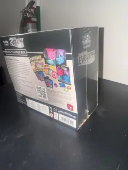 Pokemon TCG Sword & Shield Evolving Skies Elite Trainer Box (ETB) - Image 5