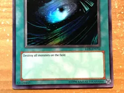 yugioh Dark Hole LOB-EN052 Super Rare North American Near Mint - Image 3