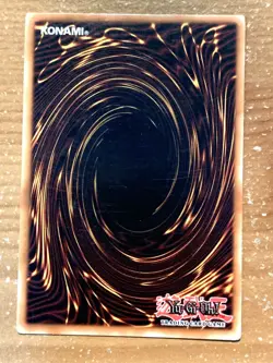 yugioh Dark Hole LOB-EN052 Super Rare North American Near Mint - Image 4