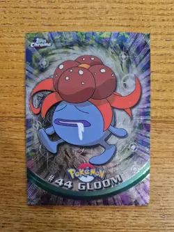 Gloom 44 - Pokemon Topps Chrome Series 1 - NM Condition - Image 1