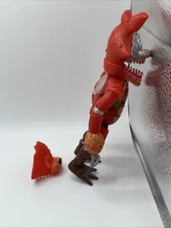 five nights at freddys the twisted ones Light Up Foxy Figure - Image 4