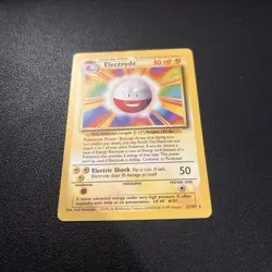 Pokemon Electrode 21/102 WotC Base Set Unlimited Rare MP - Image 2