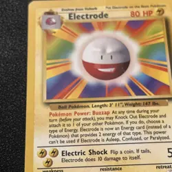 Pokemon Electrode 21/102 WotC Base Set Unlimited Rare MP - Image 3