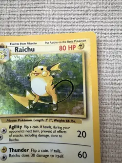 Pokemon Raichu 014/102 Base Set Holo - Image 4