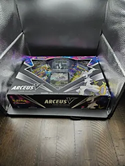 Pokemon TCG Arceus V Figure Collection Box Factory Sealed Brilliant Stars 2022 820650850165 - Image 2
