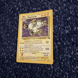 Pokemon TCG Magneton 11/62 Fossil Set Holo Rare Card 1999, LP with slight bend - Image 3