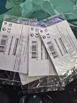 4 x SEALED Pikachu 028/078 Pokemon Go Holofoil English Promo - Image 2