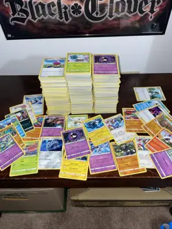 Chilling Reign Bulk Lot 1200+ Cards NO ENERGIES - Image 1